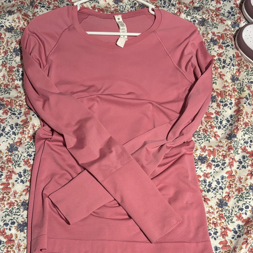 lululemon athletica Dusty Rose Long Sleeve Top